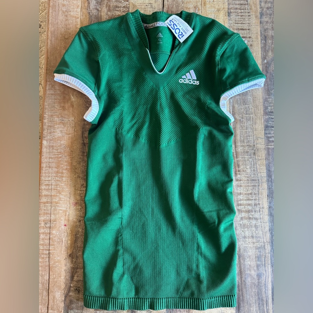 Men’s adidas football shirt - size XL